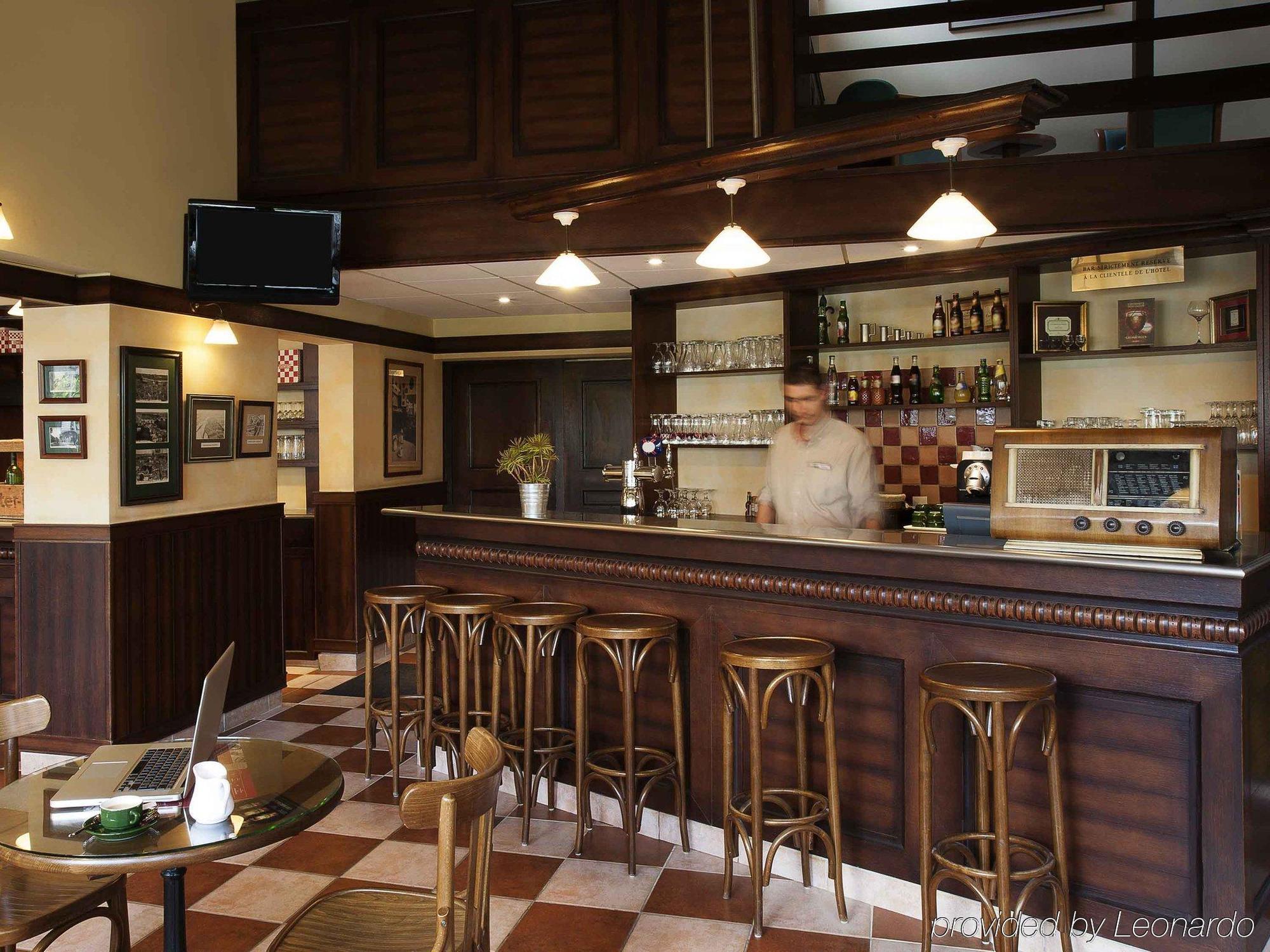Ibis Tours Sud 3*